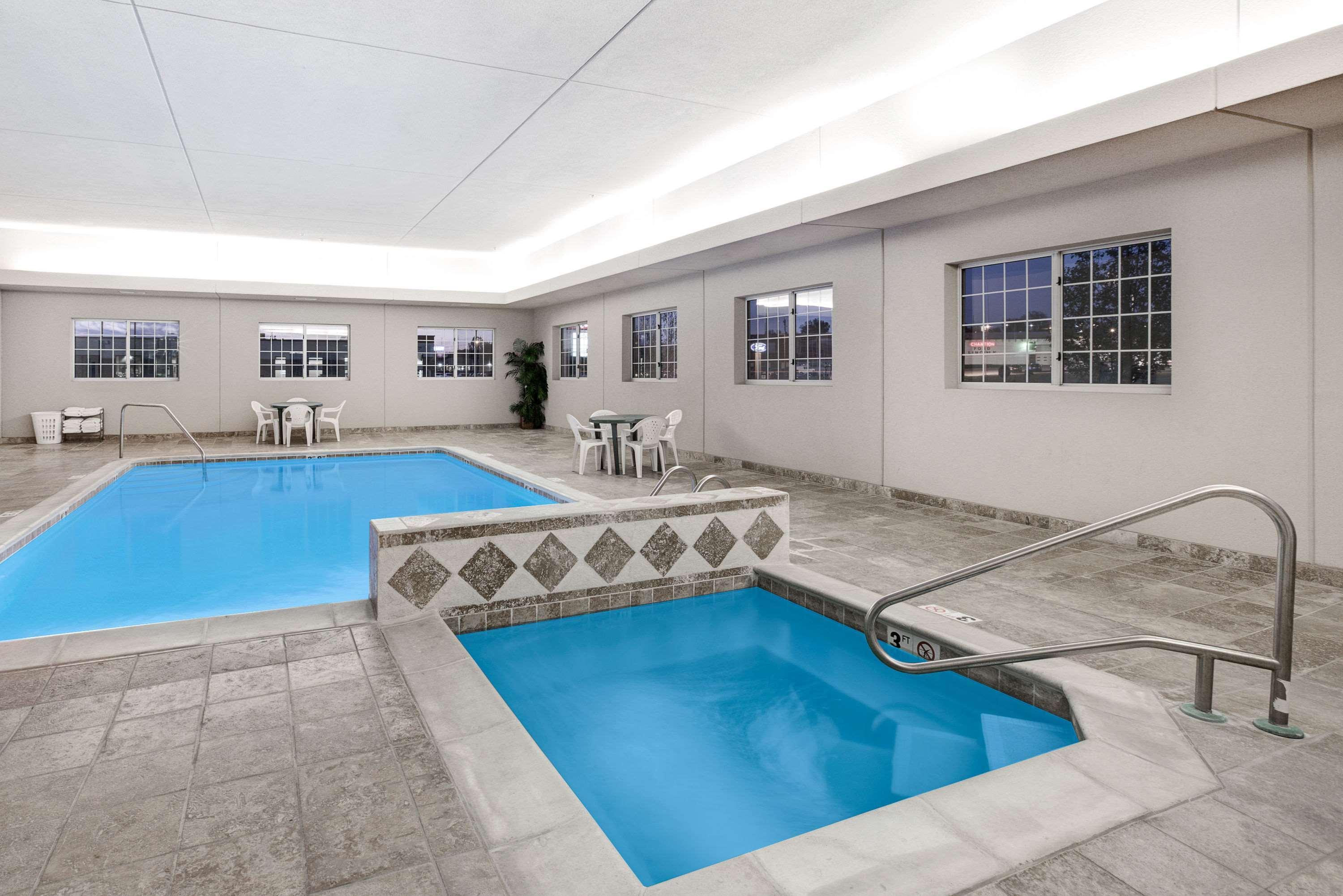 Days Inn By Wyndham Carroll Dış mekan fotoğraf